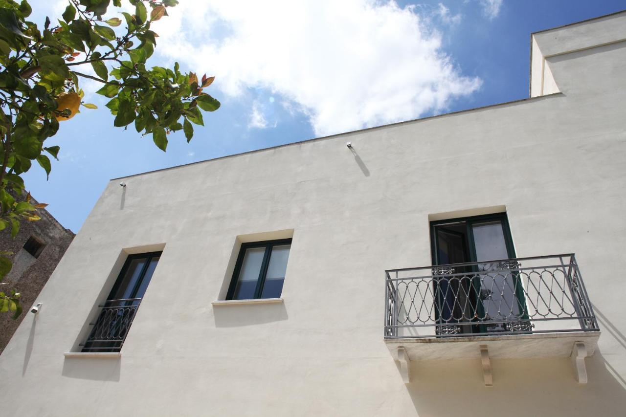 Versomare Room & Suite Valderice Εξωτερικό φωτογραφία